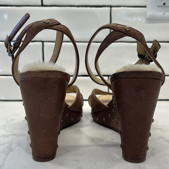 UGG Australia Rochelle Buckle Wedges Platforms Sandals for Women 8 - Picture 6 of 16